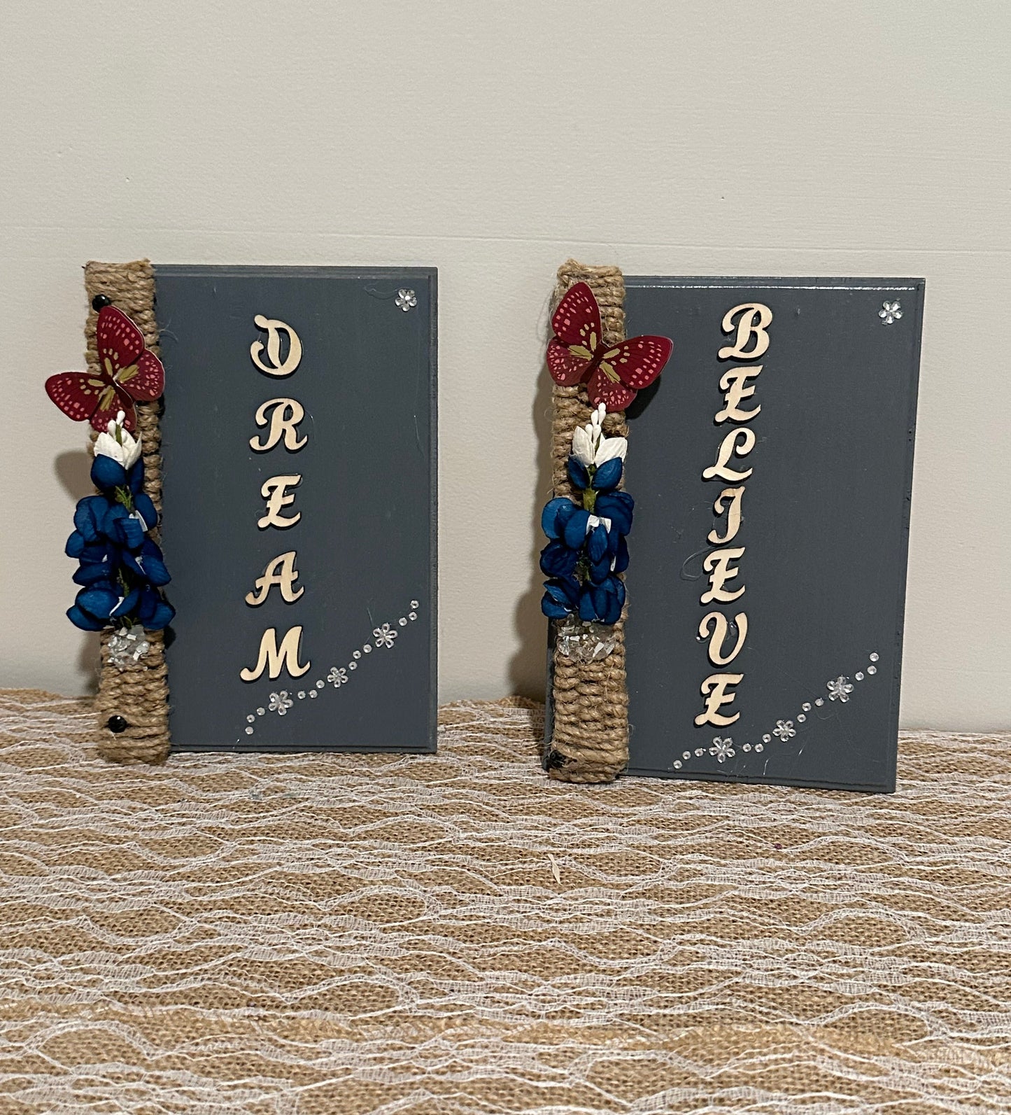 Inspirational Plaques - Dream and Believe