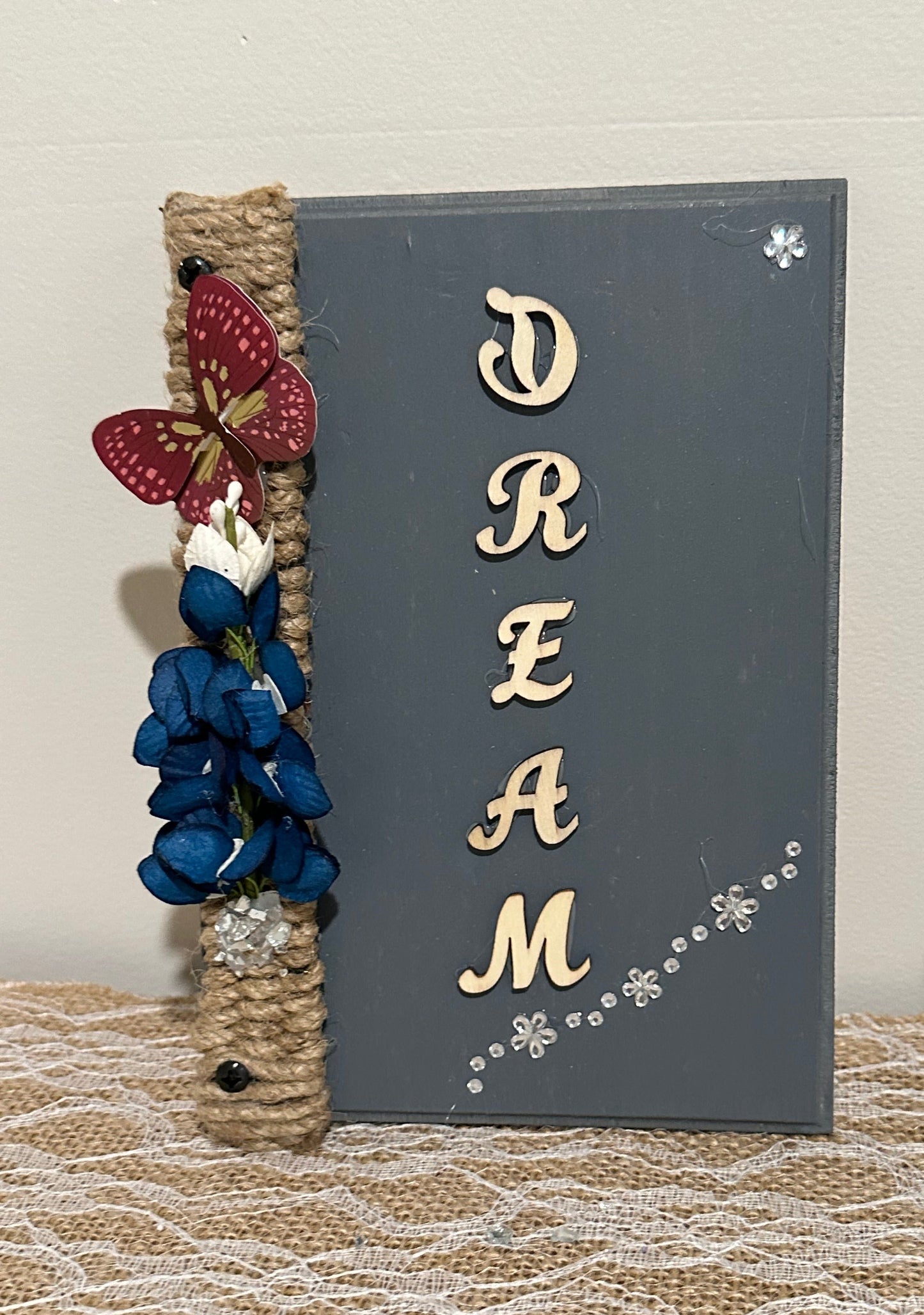 Inspirational Plaques - Dream and Believe