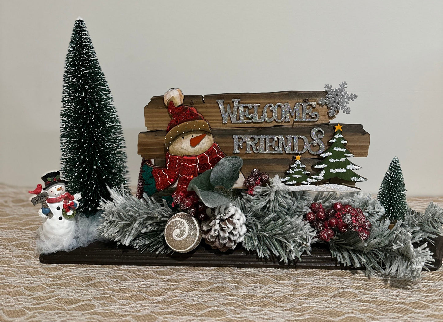 Christmas Tabletop Decor, Welcome Friends Snowman