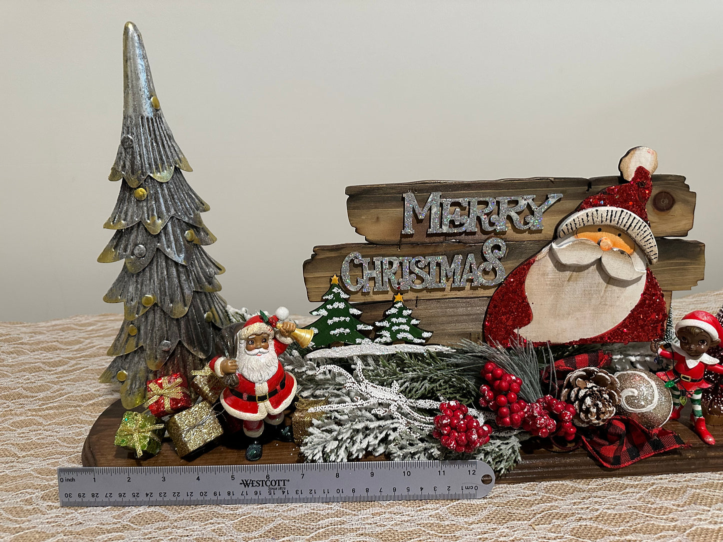 Christmas Tabletop - Santa Claus, Elf, and Gift Decor - Merry Christmas 1A